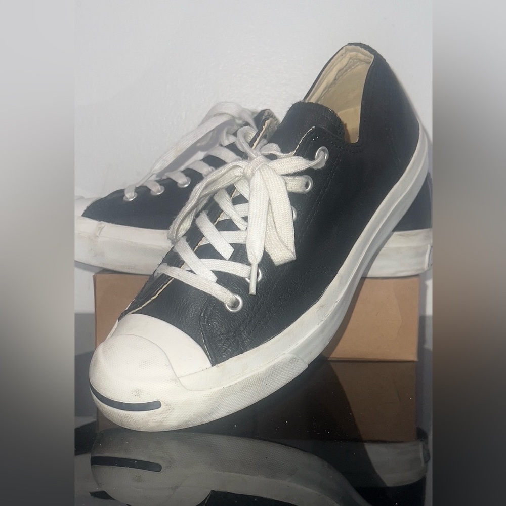 Classic Black and White Men's Sneakers